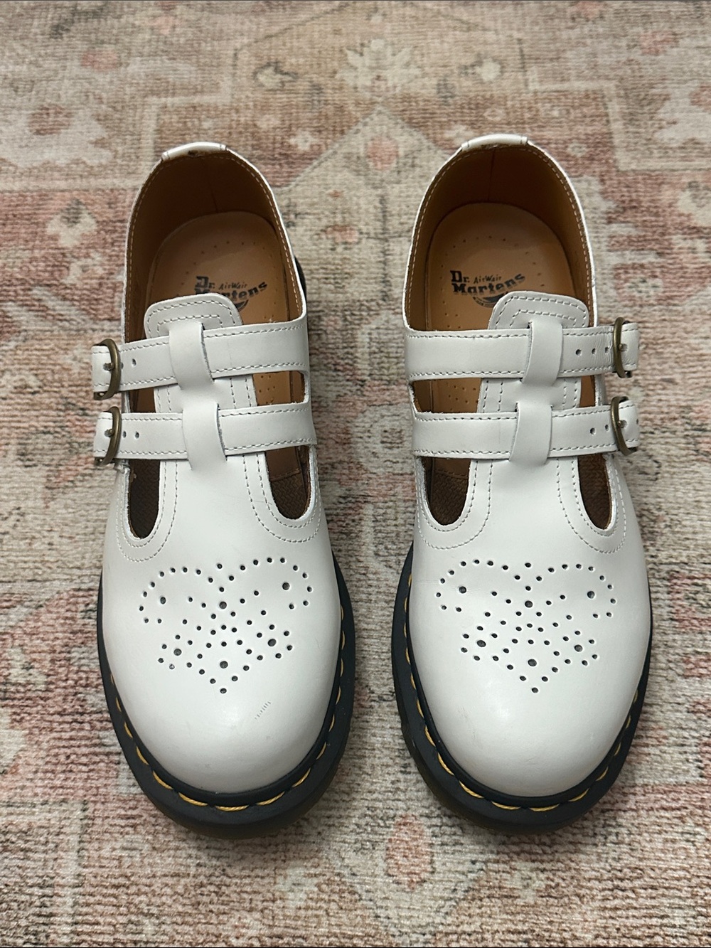 Woman’s White Size 9 Mary Jane Dr. Martens